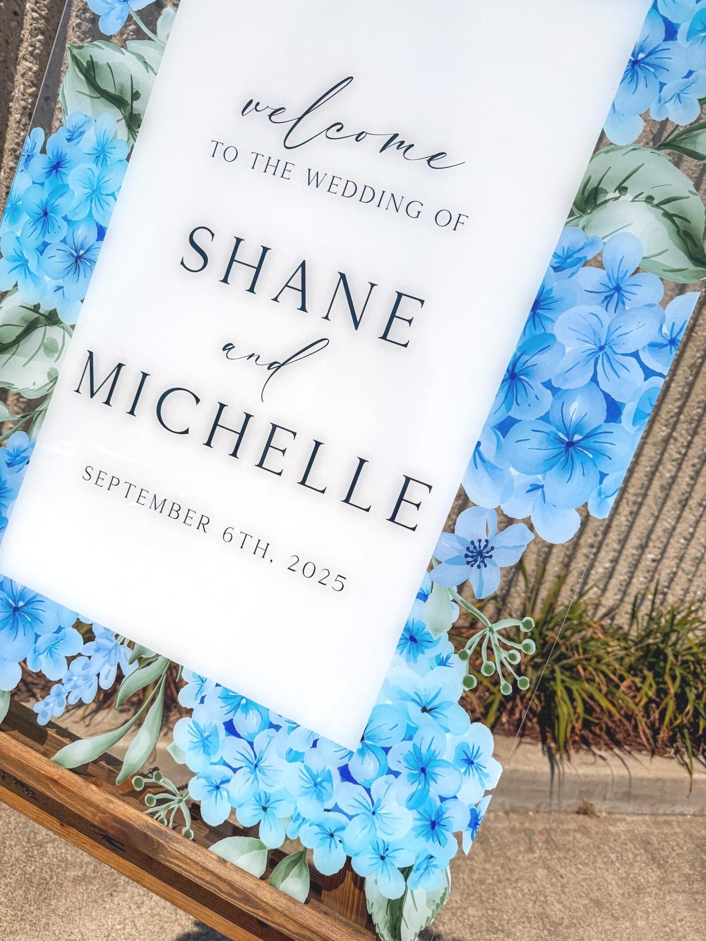 Blue Hydrangea Welcome Sign